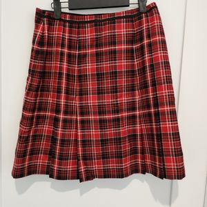 Pleated plaid skirt